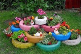 Ghivece De Flori In Forma De Lebada Confectionate Din Sticle De Plastic Recycled Tyres Garden Tire Garden Painted Tires