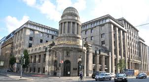 Doch ein neuer großer branchenprimus birgt. Commerzbank Jeder Vierte Arbeitsplatz In Gefahr World Socialist Web Site