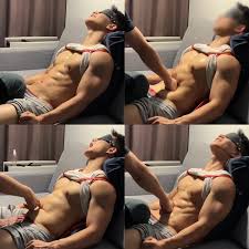 體育生喝醉虐腹醒到求饒| FansOne 讓創作更有價值