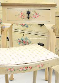 Vintage Home Shop Antique 1940s Hand Painted Roses Boudoir Stool And Console Table Www Vintage Home Co Uk Vintage House Furniture Vintage Painted Furniture
