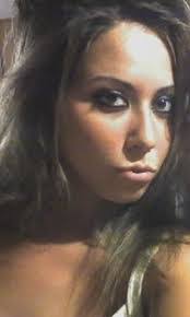 Melissa Vick's Instagram, Twitter & Facebook