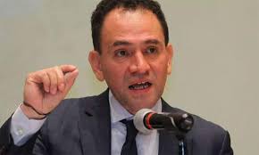 Finance secretary announces 485-billion-peso economic stimulus package