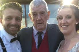 Globetrotting Harry (89) travels 10,000 miles to surprise Burnley bride  Leanne