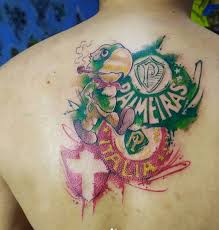E resultando em provas de amor pelo clube, como promessas pagas e tatuagens feitas. Tatuagem Palmeiras Tattoo Em 2021 Tatuagem Tatuagem Braco Fechado Tattoo Palmeira