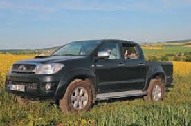 Maybe you would like to learn more about one of these? Toyota Hilux 3 0 D 4d Robuster Riese Deutsche Jagdzeitung