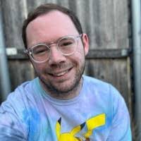 Mark Geisel's Instagram, Twitter & Facebook