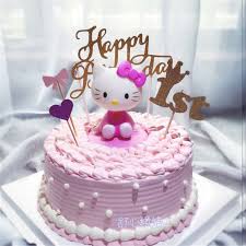There are different types of cake designs for girls, like for little girl's birthday, she a rainbow cake is more than enough to enchant girls for their birthday. Girl Birthday Cake Design Ideas