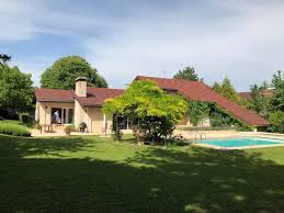 Maison 9 Pieces 6 Chambres A Fontaine Les Dijon 360 00 M Vente