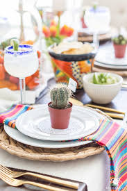 When thinking of the perfect place for a fall dinner party, i'm sure your thoughts don't go straight to a desert venue. Colorful Table Decorations For Mexican Fiesta Party Mexicanfiesta Partyideas Fiestaideas Mexican Fiesta Party Mexican Dinner Party Dinner Party Decorations