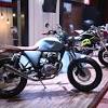 Salah satunya modifikasi bertema fighter scrambler ini. 1