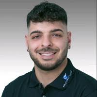 80+ Profile mit dem Suchbegriff „Colangelo“