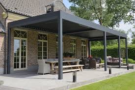 Das Lamellendach Die Terrassenuberdachung Von Morgen Ihr Fachbetrieb Fur Sonnenschutz Aus Passau Terrassenuberdachung Uberdachung Terrasse Lamellendach