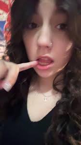 ella. (@ella.allison)