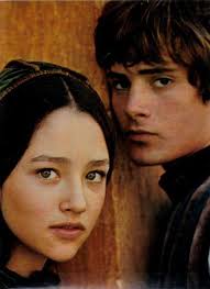 Great memories xxx with Lynn and Leonard Whiting at my solo Exhibition in  #london #marialuisamarino2023 #marialuisamarinofriends