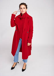 Emmanchure fortement descendue et poches à rabat plaquées. Epingle Sur Chris Style