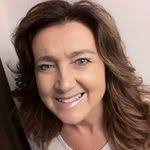 Donna Suber's Instagram, Twitter & Facebook