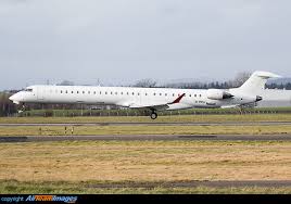 Initially delivered to air nostrum in 2011, this crj 1000 is in the hibernian airlines fleet since 2018. Bombardier Crj 1000 Ei Hba Aircraft Pictures Photos Airteamimages Com