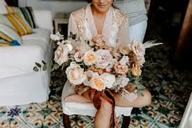 How much should i tip my wedding vendors? Should I Tip Wedding Vendors Junebug Weddings