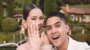 Romantis, Al Ghazali Lamar Alyssa Daguise di Pinggir Danau Como Italia