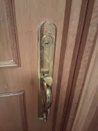 換鎖 新屋入伙換鎖膽價格平 開鎖服務電子鎖安裝維修