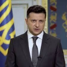 Владимир зеленский пока не дал официального ответа на приглашение владимира путина посетить с визитом москву, хотя в команде украинского президента пообещали обязательно. Enawe4en1rmxm