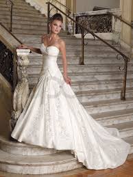 Look Beautiful By Wearing Corset Wedding Dresses Blogdeb Com In 2020 Celebrity Wedding Dresses Wedding Dress Styles Unique Wedding Gowns