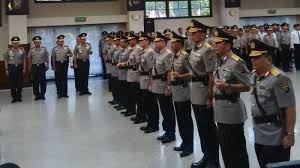 Pancasila sebagai dasar negara berkedudukan sebagai norma objektif dan norma tertinggi dalam negara, serta sebagai sumber dari segala sumber hukum. Ada 6 Jabatan Bintang 3 Inilah Perpres Struktur Baru Organisasi Polri