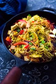 Singapore Noodles Feasting At Home Recipe Singapore Noodles Rice Noodles Stir Fry Rice Noodles