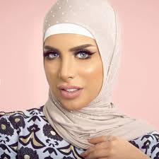 منى زكي بالحجاب اغراء واثارة صور مثيرة. ÙØ§Ø´ÙŠÙ†ÙŠØ³ØªØ§ Ø®Ù„ÙŠØ¬ÙŠØ© ØªÙ†Ø¯Ù… Ø¹Ù„Ù‰ Ø­Ø¬Ø§Ø¨Ù‡Ø§ Ø¯Ù†ÙŠØ§ Ø§Ù„ÙˆØ·Ù†