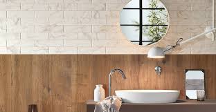 Découvrez photos de petites salles de bains pour vous inspirer et vous donner des idées. Carrelage Salle De Bain Types Prix Conseils Et Pose