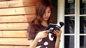 Image result for membaca novel cinta