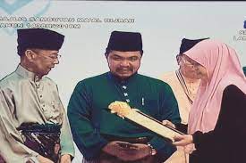 Maybe you would like to learn more about one of these? Darussyifa Putrajaya Anugerah Khas Tokoh Maal Hijrah 1438 2016