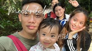 Incredible hiking into MacRitchie Reservoir:wife,daughter,bro  &sis🥾🚶‍♂️🚶‍♂️🚶🏻🚶‍♀️