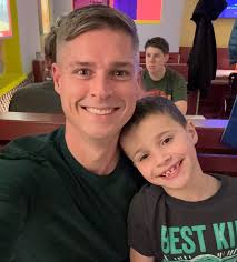 Taylor Wallace (@drtaylorwallace) • Instagram photos and videos