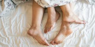 Harus dipraktekkan ' jawab si om tersebut. Seks Malam Pertama Bagi Pengantin Baru Agar Tak Sakit Dan Bebas Trauma Theasianparent Indonesia