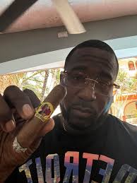 Cardell Beasley (@wealthwithdell) · USA · Instagram photos and videos