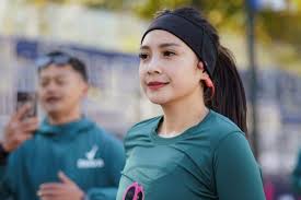 Ibu Muda Rela Live Tanpa Busana demi Saweran Gift, Ini Kata Psikolog - PAGE  1 : Okezone Lifestyle