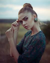 It's an easy job, and you get instant volume. Quick Fix And Easy Hairstyles When You Re Running Short On Time N4