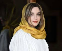 تغییر چهره بهنوش طباطبایی از 20 سال پیش تا الان+ کدوم عکس زیباتره؟