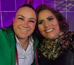 Sandra Islas (@sandraislasr) • Instagram photos and videos