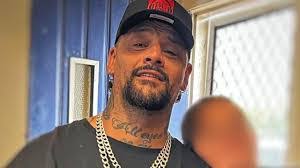 Benjamin Crow's Instagram, Twitter & Facebook