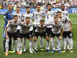 Bei den engländern gab es nur eine änderung in der startelf im em 2021. Mit Dieser Aufstellung Spielt Deutschland Heute Gegen Mexiko Wm 2018 Fussball Wm