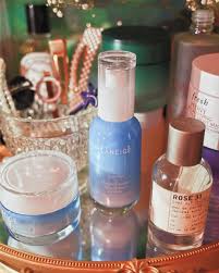 Amanda Guan On Instagram Every Night I Apply Laneige Us Water Bank Hydro Essence Hydratewithlaneige After Toner Laneigegifte In 2020 Laneige How To Apply Toner