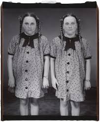 Las mujeres de vidas esquivas de Mary Ellen Mark