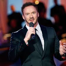 Russell Watson facts: Singer's age, wife, children, illness, career and  more revealed - Smooth
