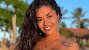 Aline riscado is an actress, known for amor de mãe (2019), os farofeiros (2018) and vai que cola (2013). Aline Riscado Talks About Energy Exchanges With Nature Newswep