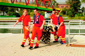 This opens in a new window. Rauch Uber Dem Kanal Unfall In Der Dlrg Rettungswache Eine Ubung Wanne Eickel