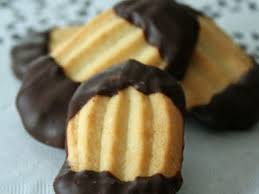 Sables Enrobes Au Chocolat Recette Ptitchef Recette Dessert Alimentation Fondue Au Chocolat