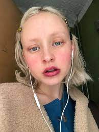 4 Beauty Renegades Who Are Making Statement Eyebrows Social Media S Most Head Turning Trend Bleached Eyebrows Blonde Eyebrows Bleach Blonde Hair