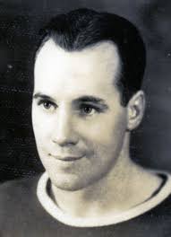 Player photos for the 1944-45 Seattle Stars at hockeydb.com